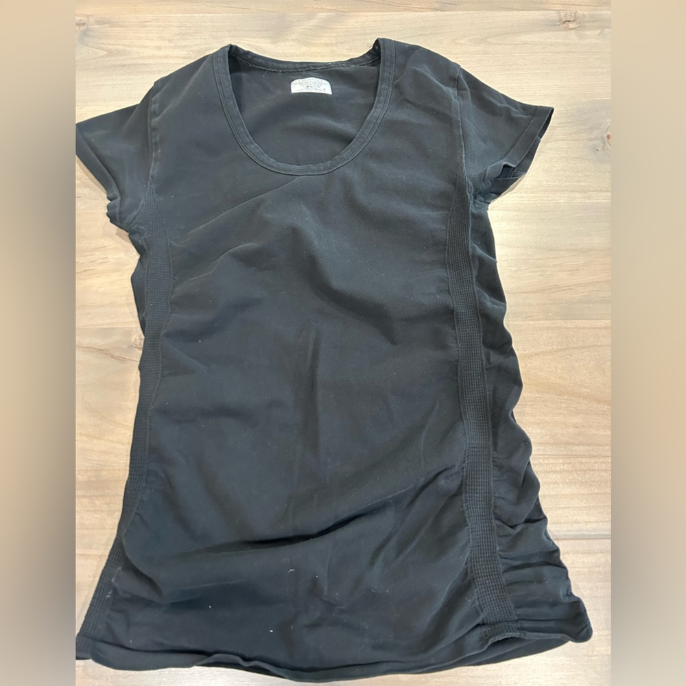 Athleta shirt